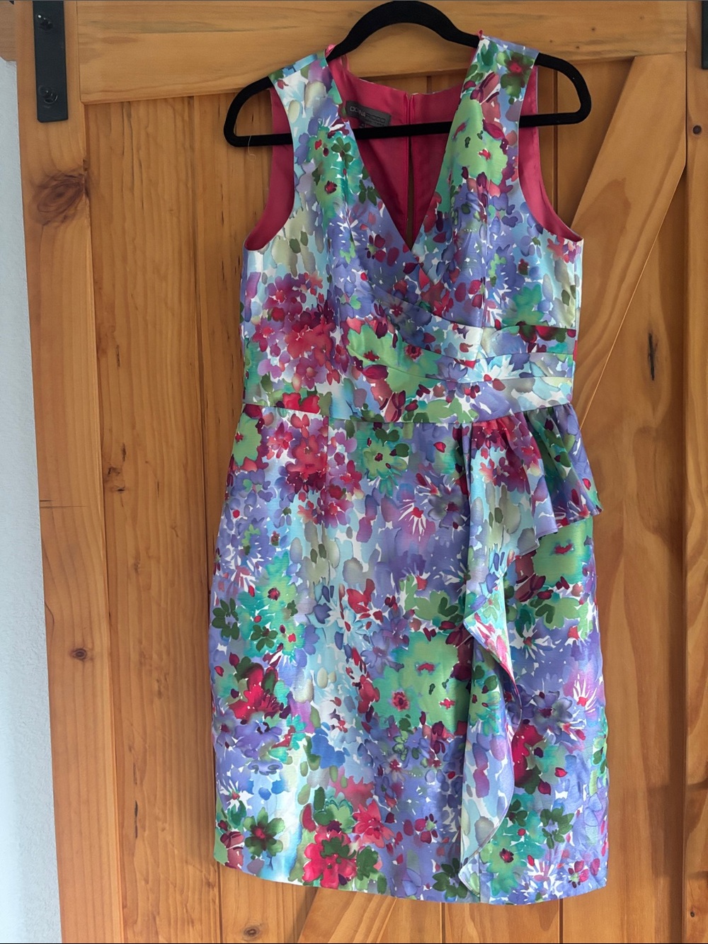 Donna Ricco Multicolor Floral V-Neck Sleeveless Sheath Dress